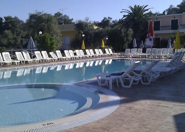 Yianetta Hotel Apartments