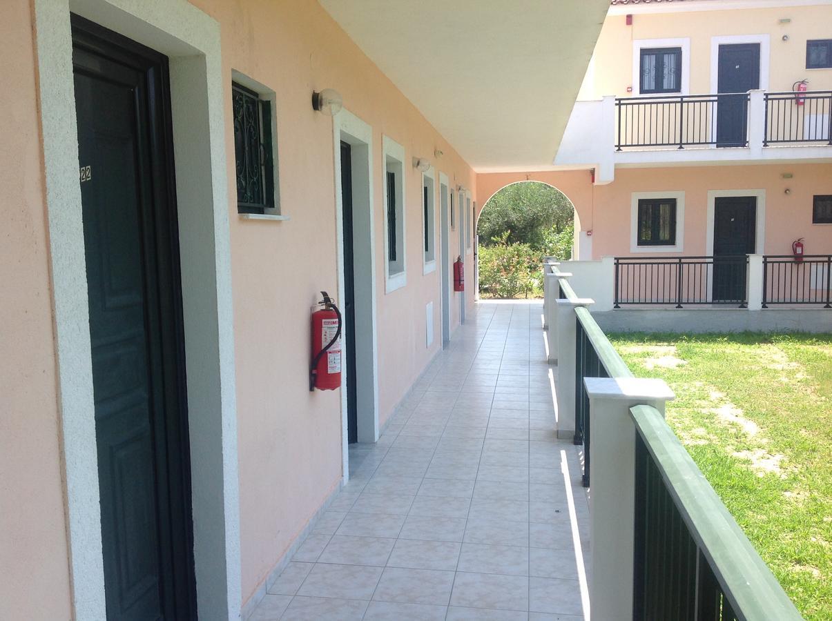 Yianetta Aparthotel 3*