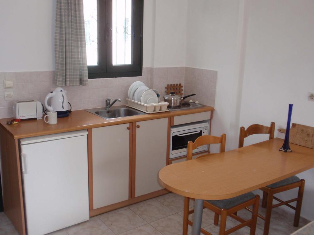 Yianetta Aparthotel 3*